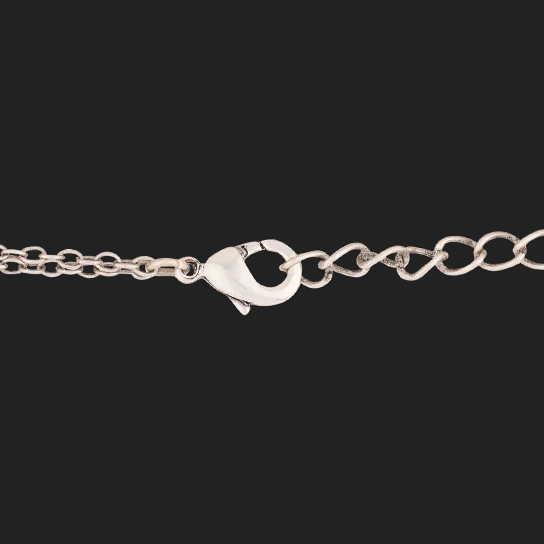 Sanwari Layered Style Necklace - Image 5