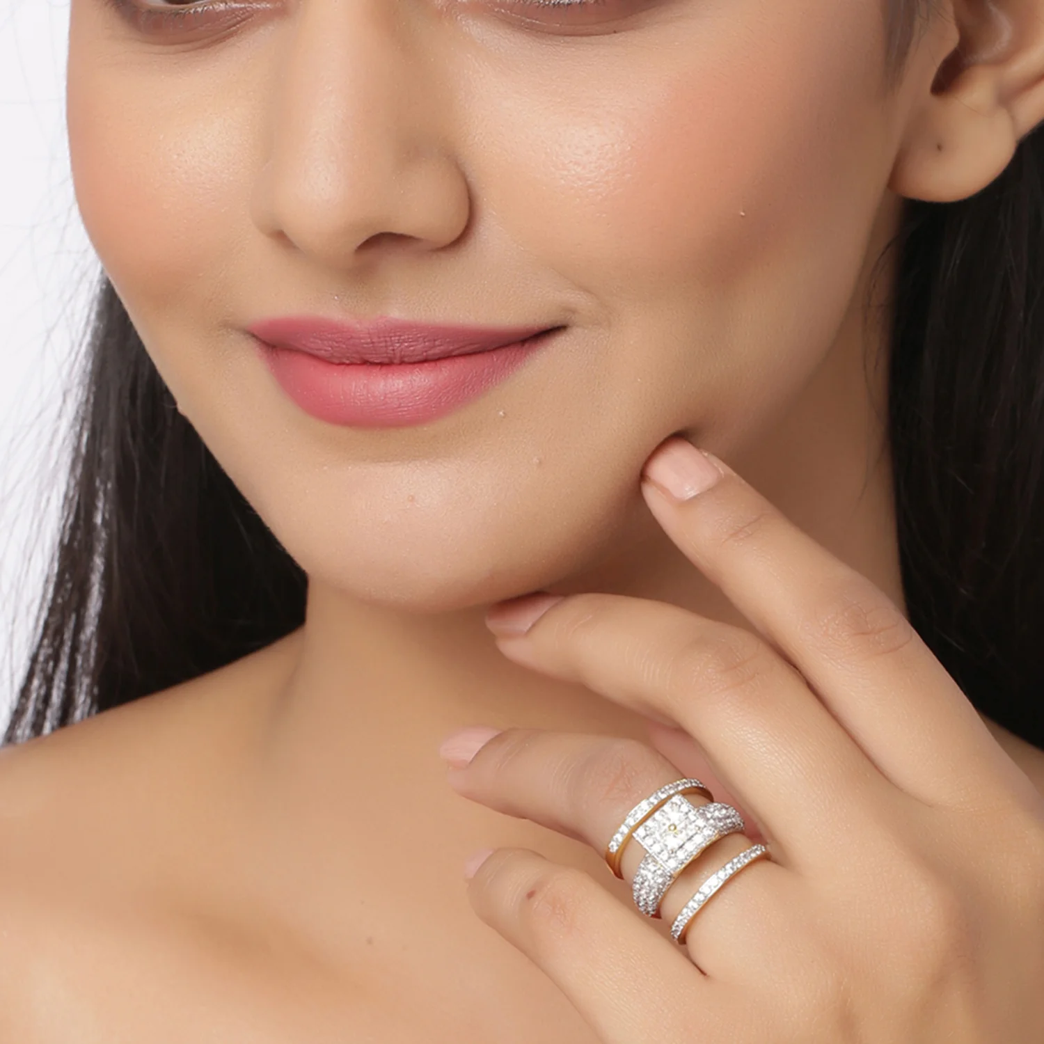 Set of Three Zircons Embellished Ring - Image 2