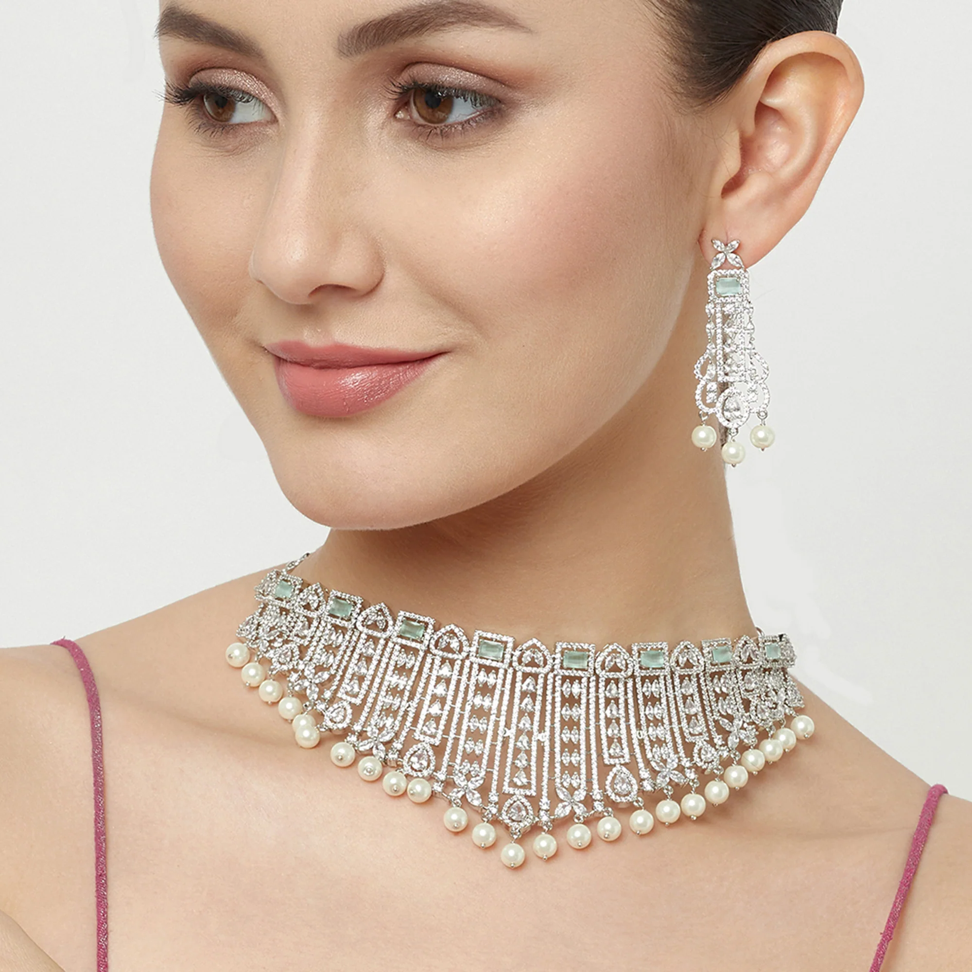Shining Silver Necklace with Pearls and Dangling Earrings - Image 6