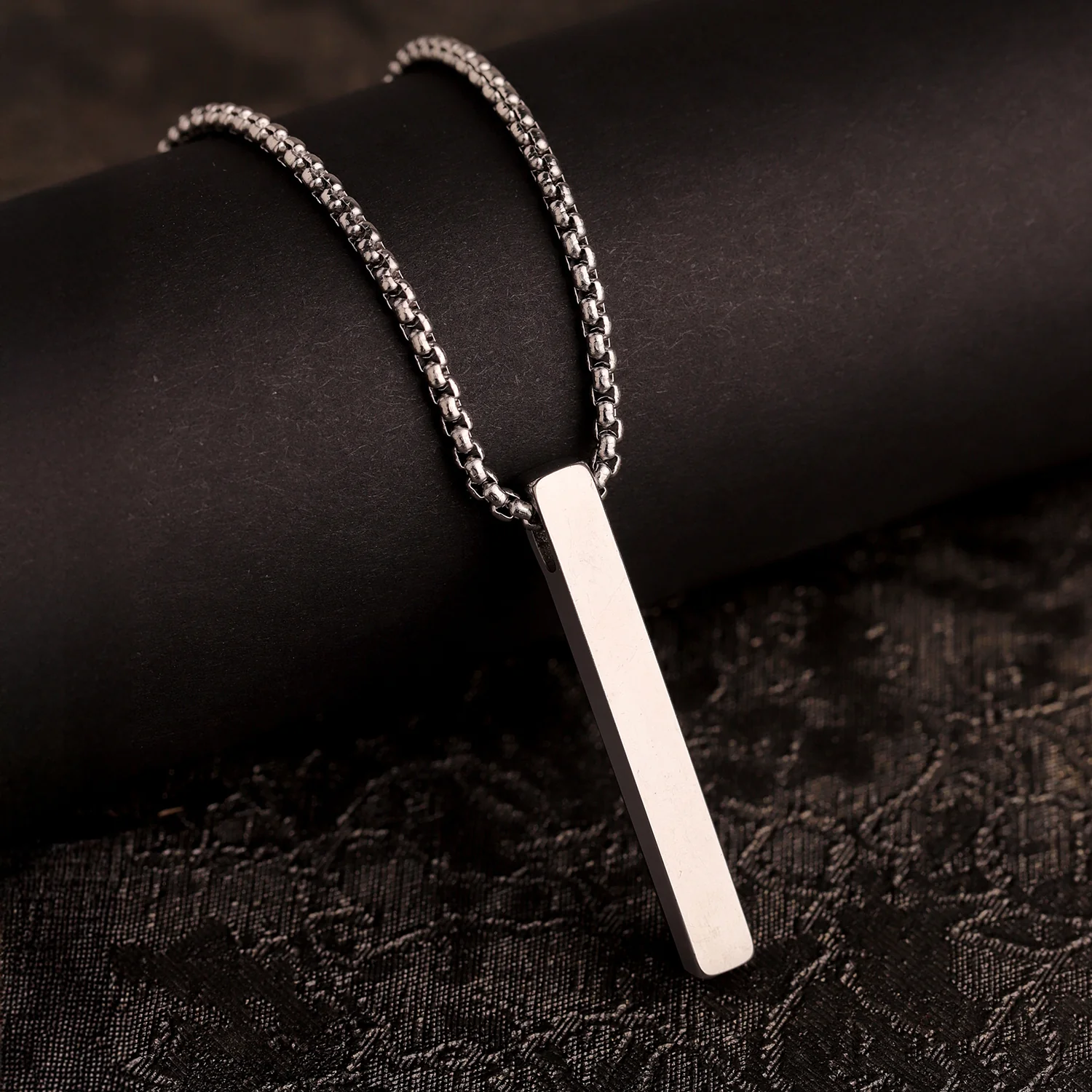 Signature Linear Edge Silver Pendant Necklace For Men