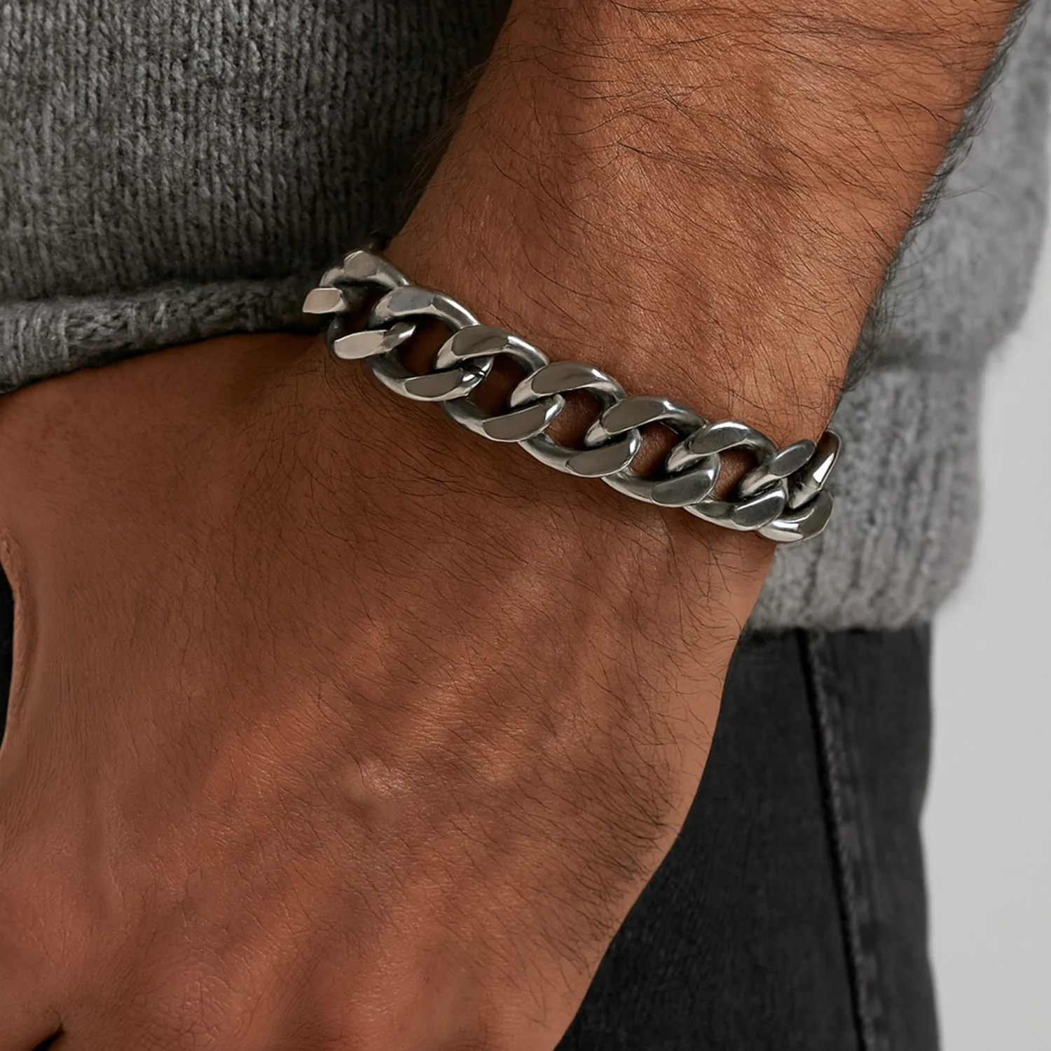 Signature Titan Cuban Link Mens Bracelet - Image 2