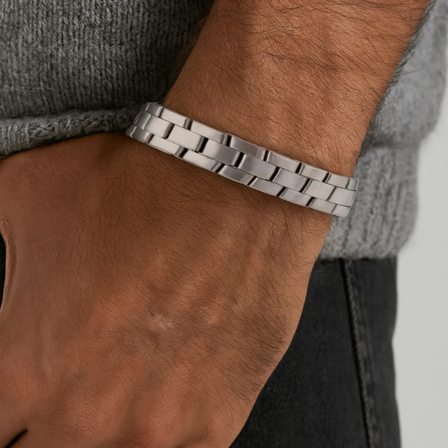 Signature Zenith Silver Link Mens Bracelet - Image 2