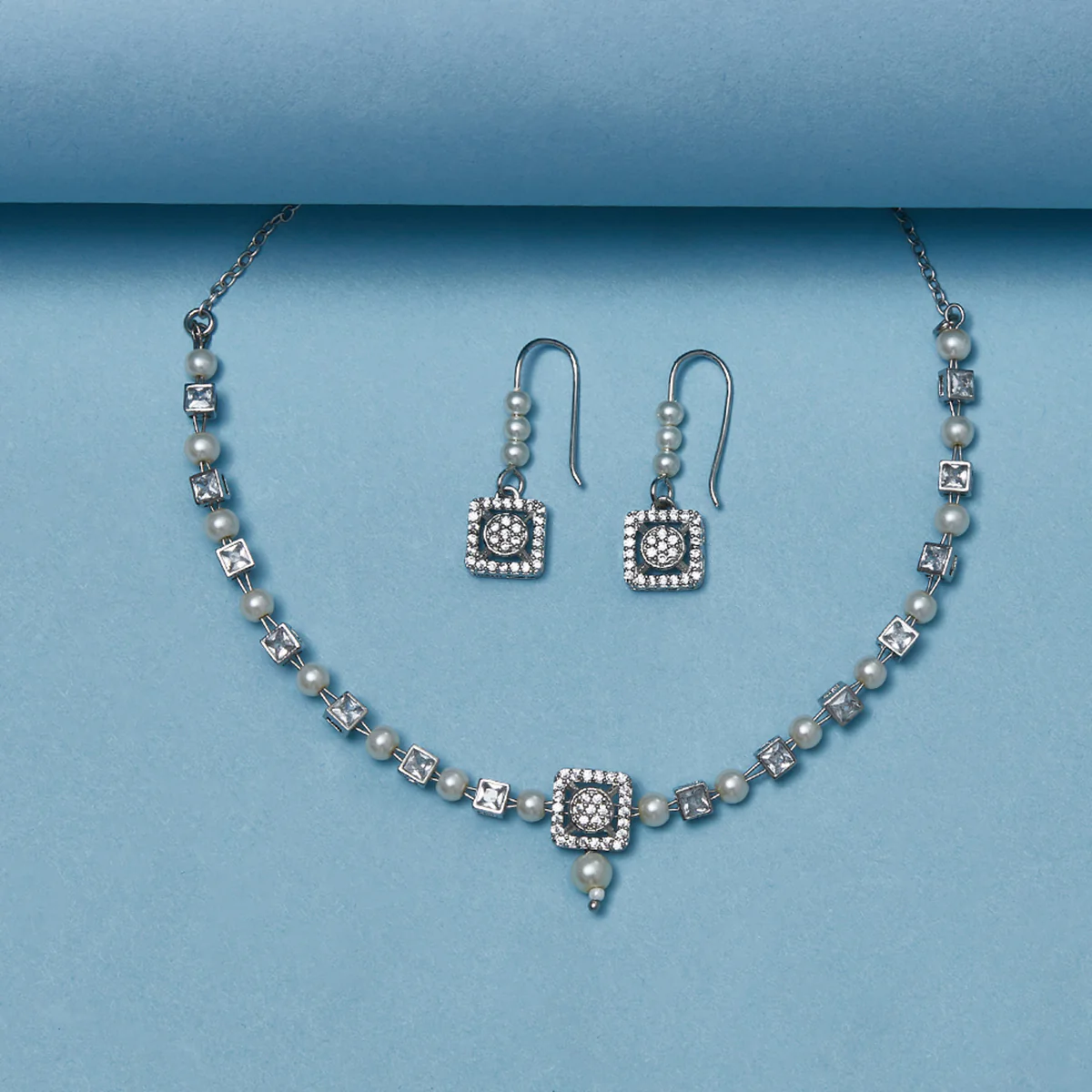 Silver Plated Brass Cubic Zircons Adorned Pendant Set