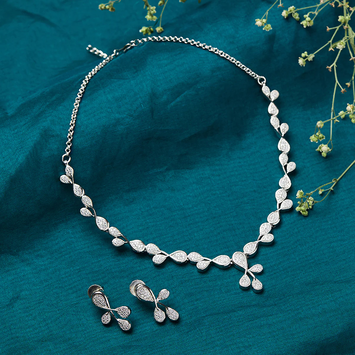 Silver Plated Embellished Necklace Set