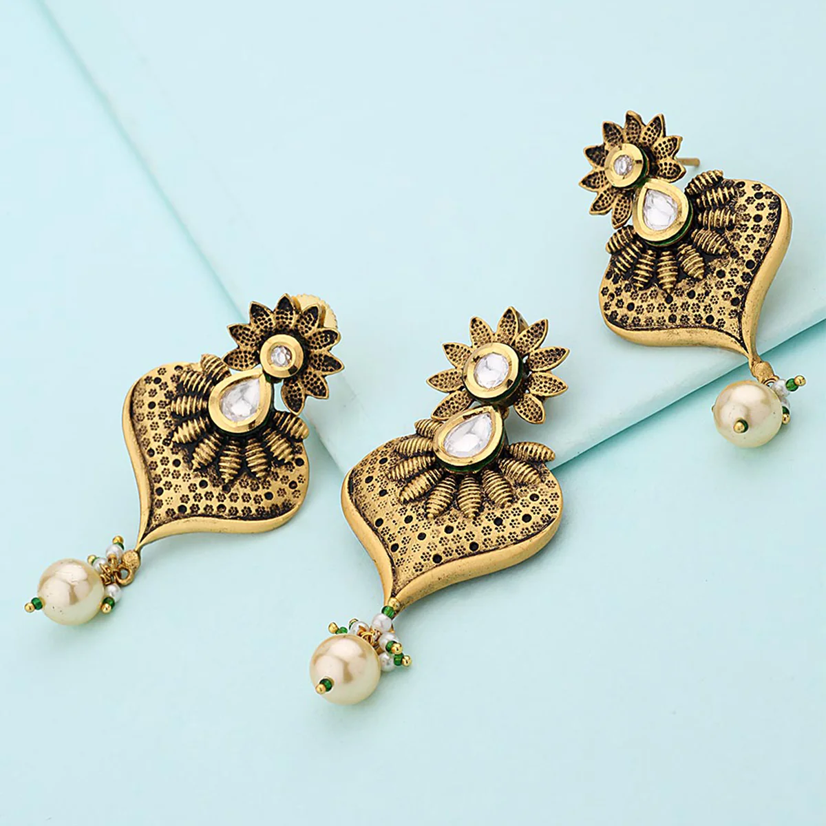 Spade Design Pendent Set