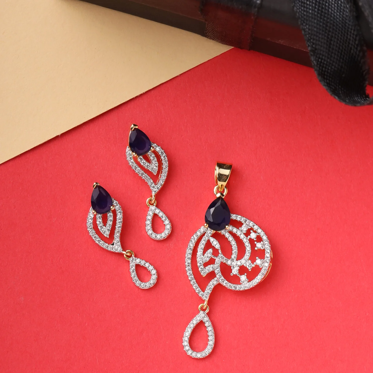 Sparkling Delicate Blue CZ Pendant Set