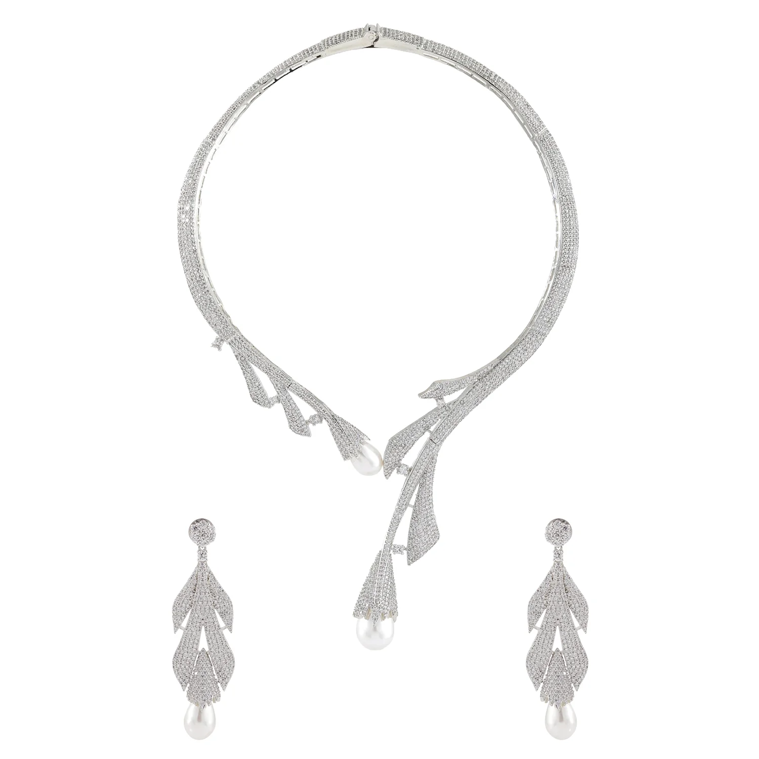 Sparkling Elegance Aaina Pearl-Twirl Hasli Necklace Set - Image 3