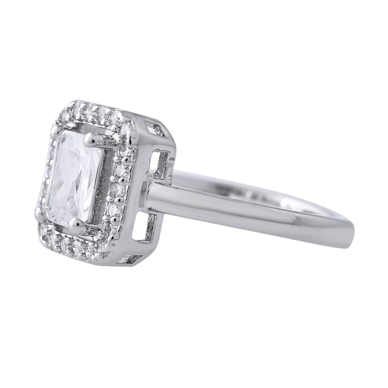 Sparkling Elegance Aura American Diamond Solitaire Ring - Image 4