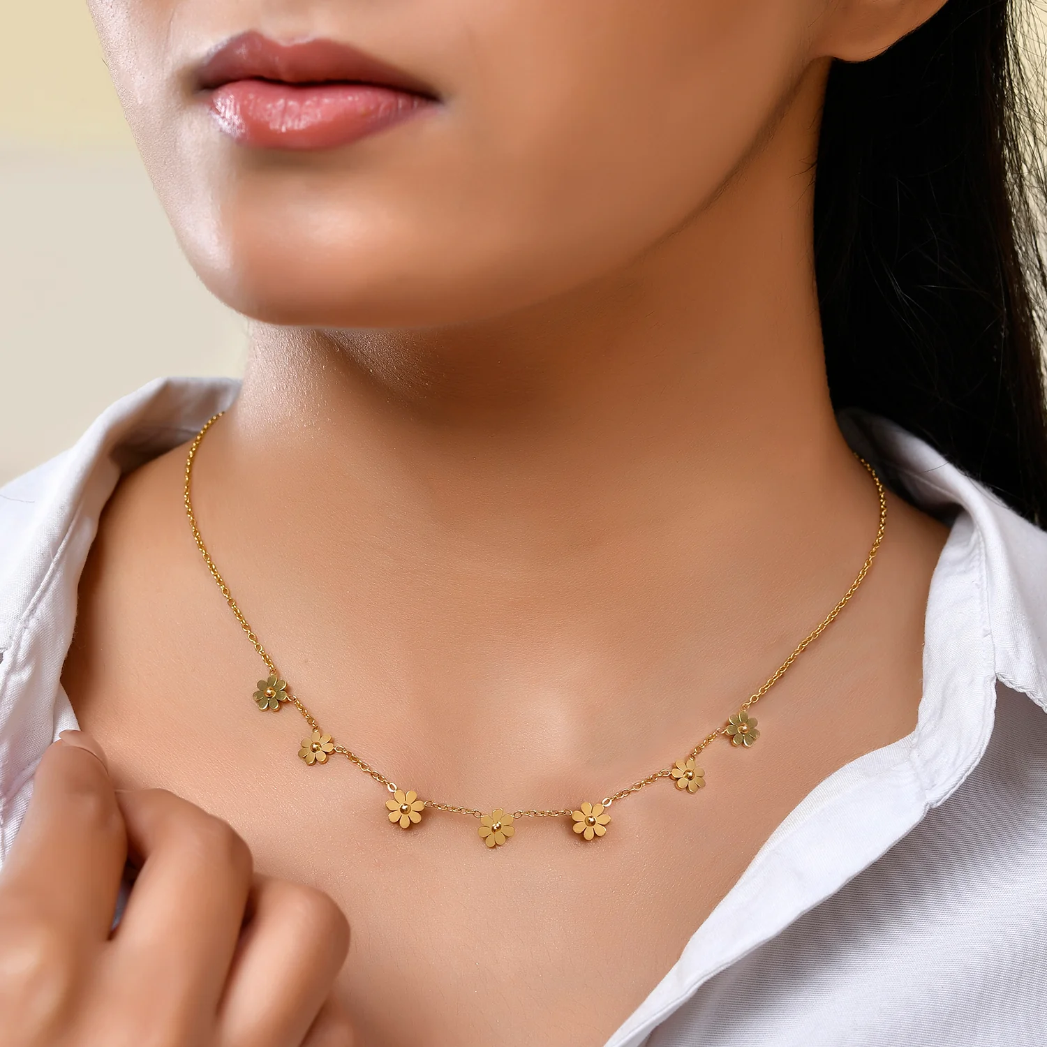 Sparkling Elegance Blossom Charm Gold Necklace - Image 2