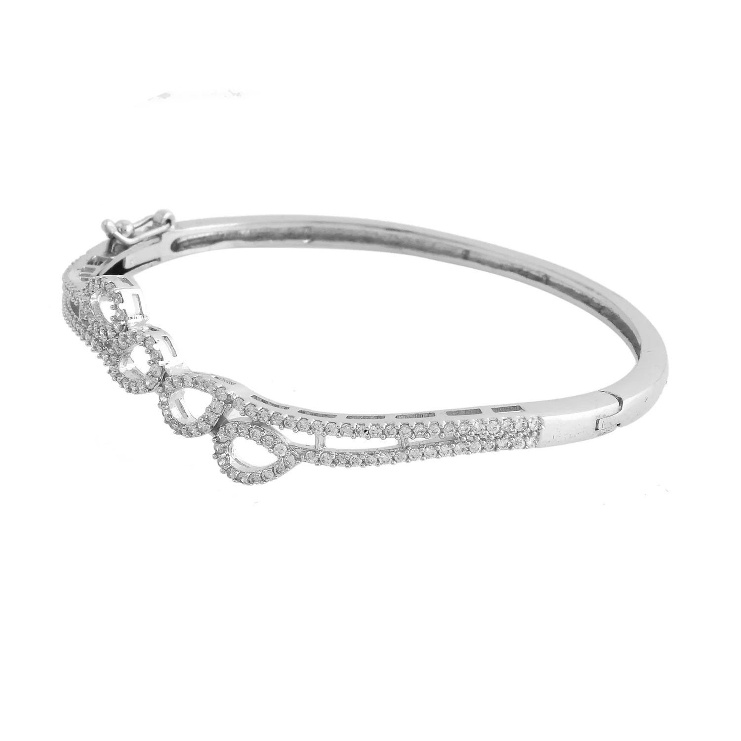 Sparkling Elegance Diamond Mesh American Diamond Bracelet - Image 5