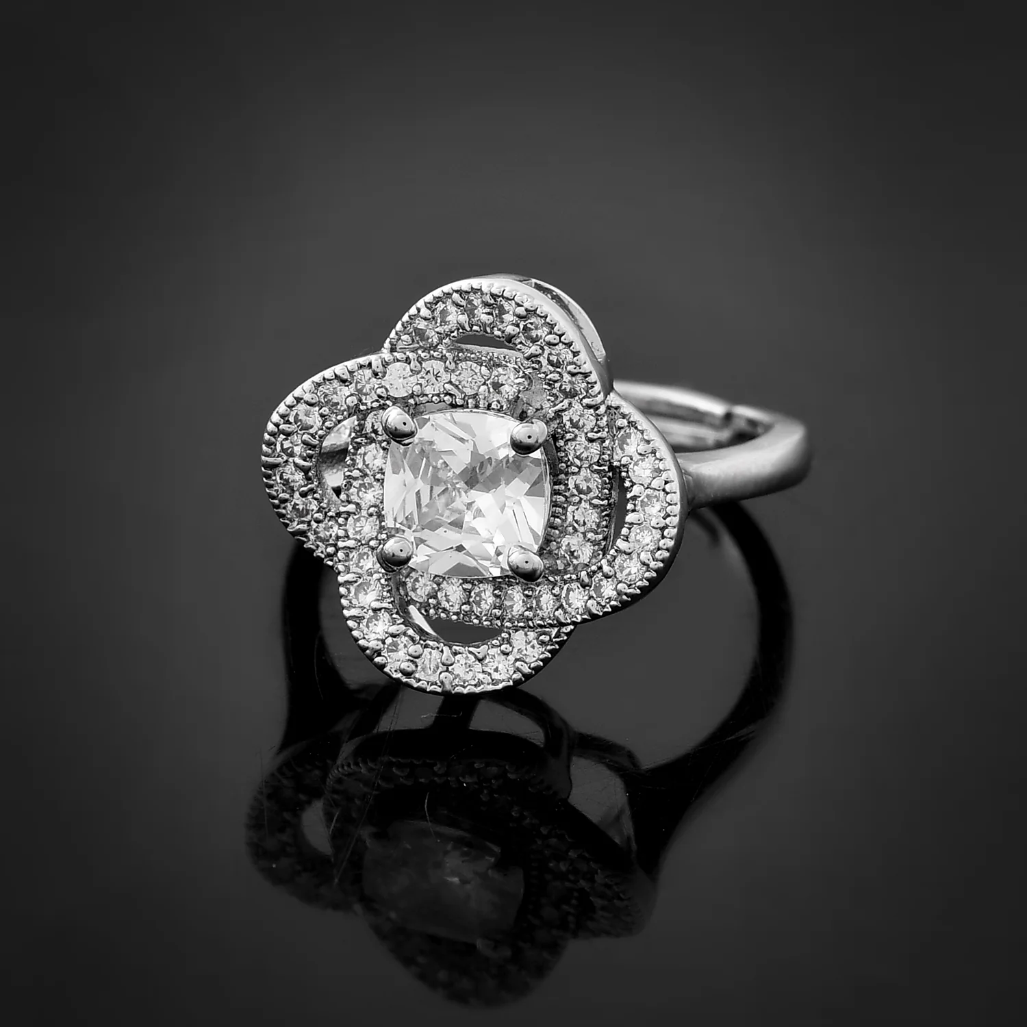 Sparkling Elegance Eternal Radiance American Diamond Solitaire Ring