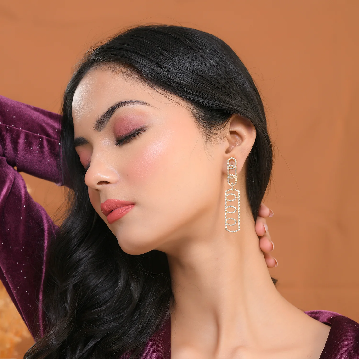 Sparkling Elegance Glamorous Long American Diamond Gold Dangler Earrings - Image 3