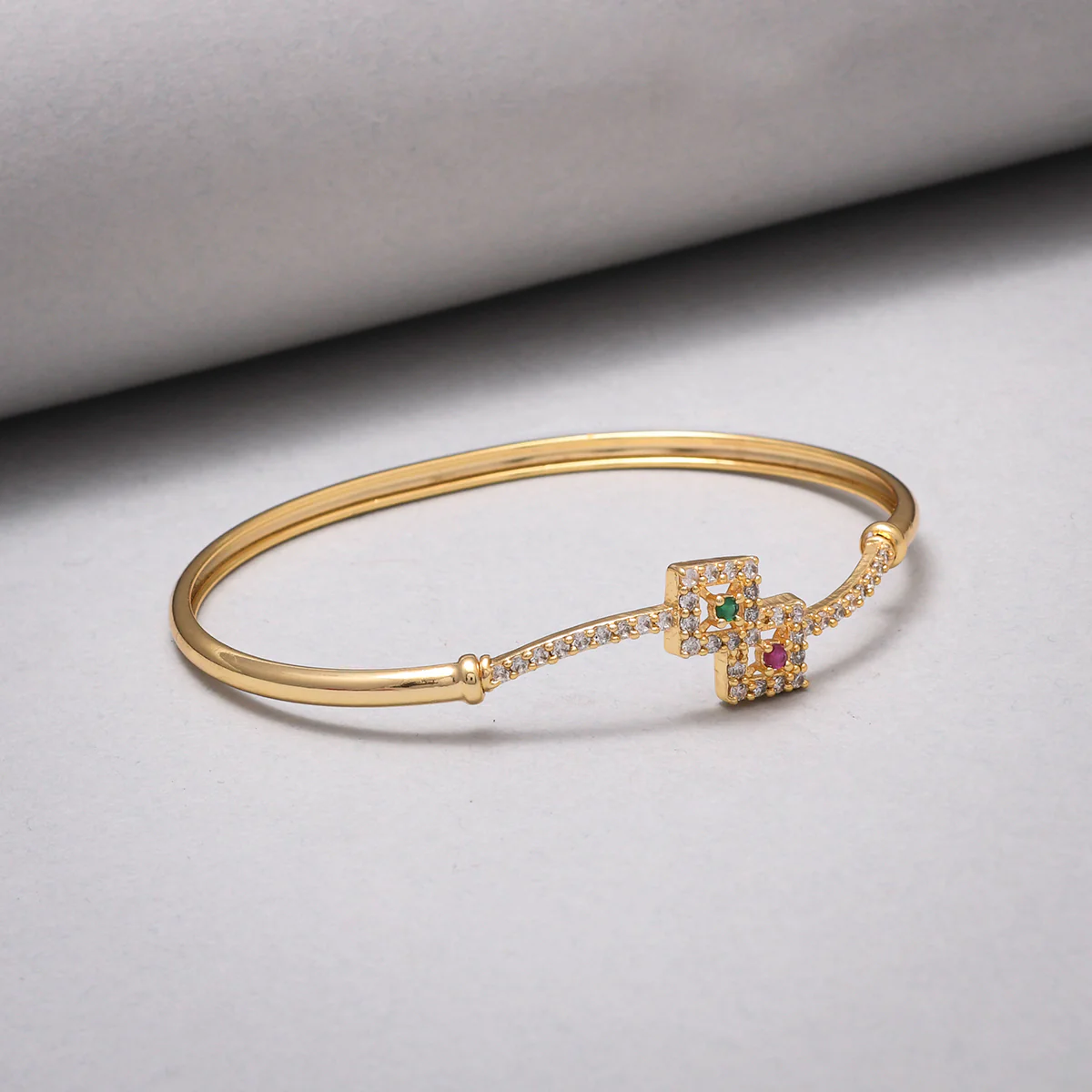 Sparkling Elegance Gold Plated Round Cut Zircons Brass Bracelet
