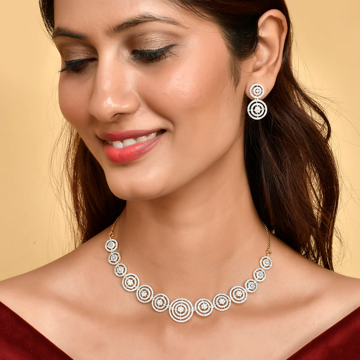 Sparkling Elegance Interlinked Circles CZ Jewellery Set - Image 2
