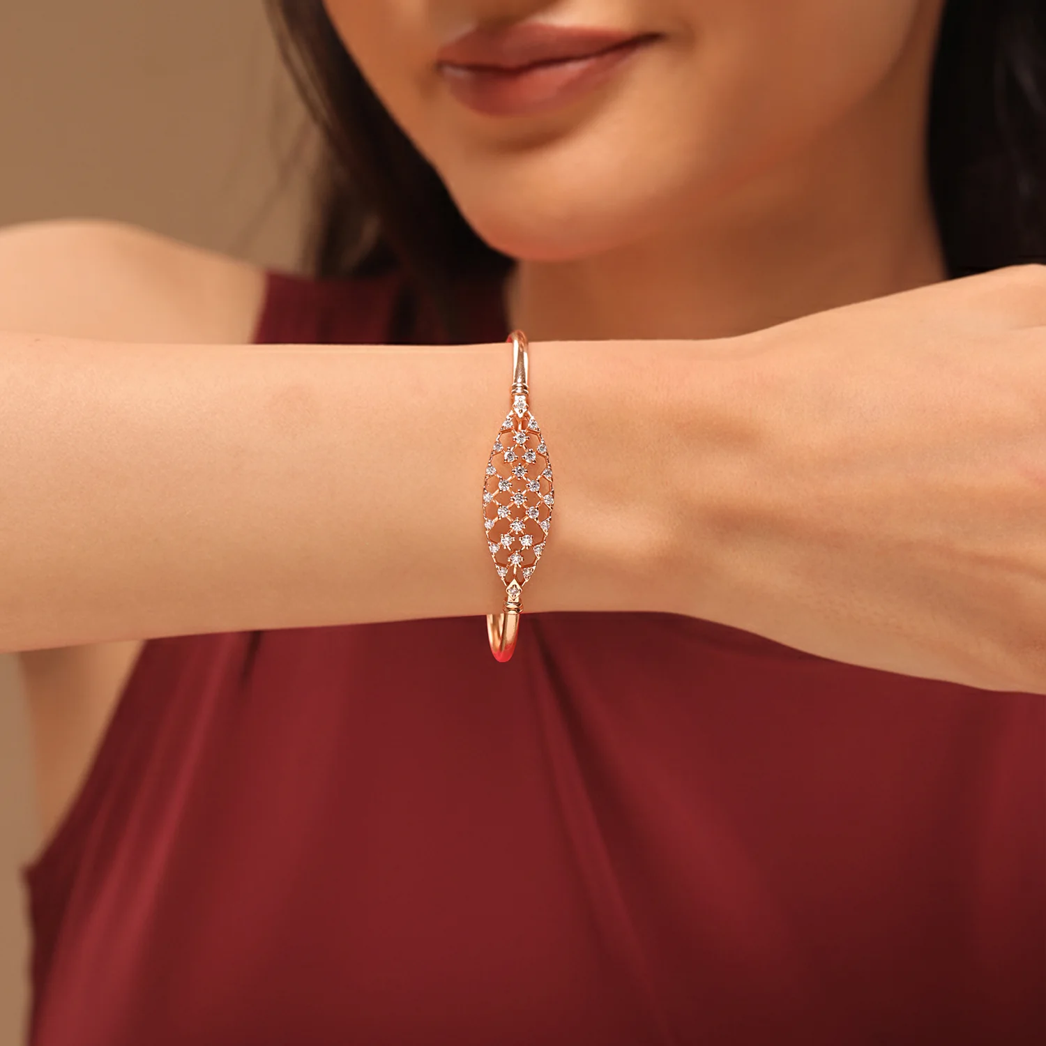 Sparkling Elegance Lattice American Diamond Glow Cz Bracelet - Image 3