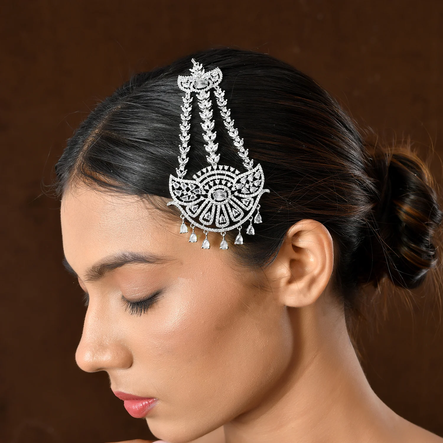 Sparkling Elegance Noor-E-Taj American Diamond Passa Maang Tikka - Image 2