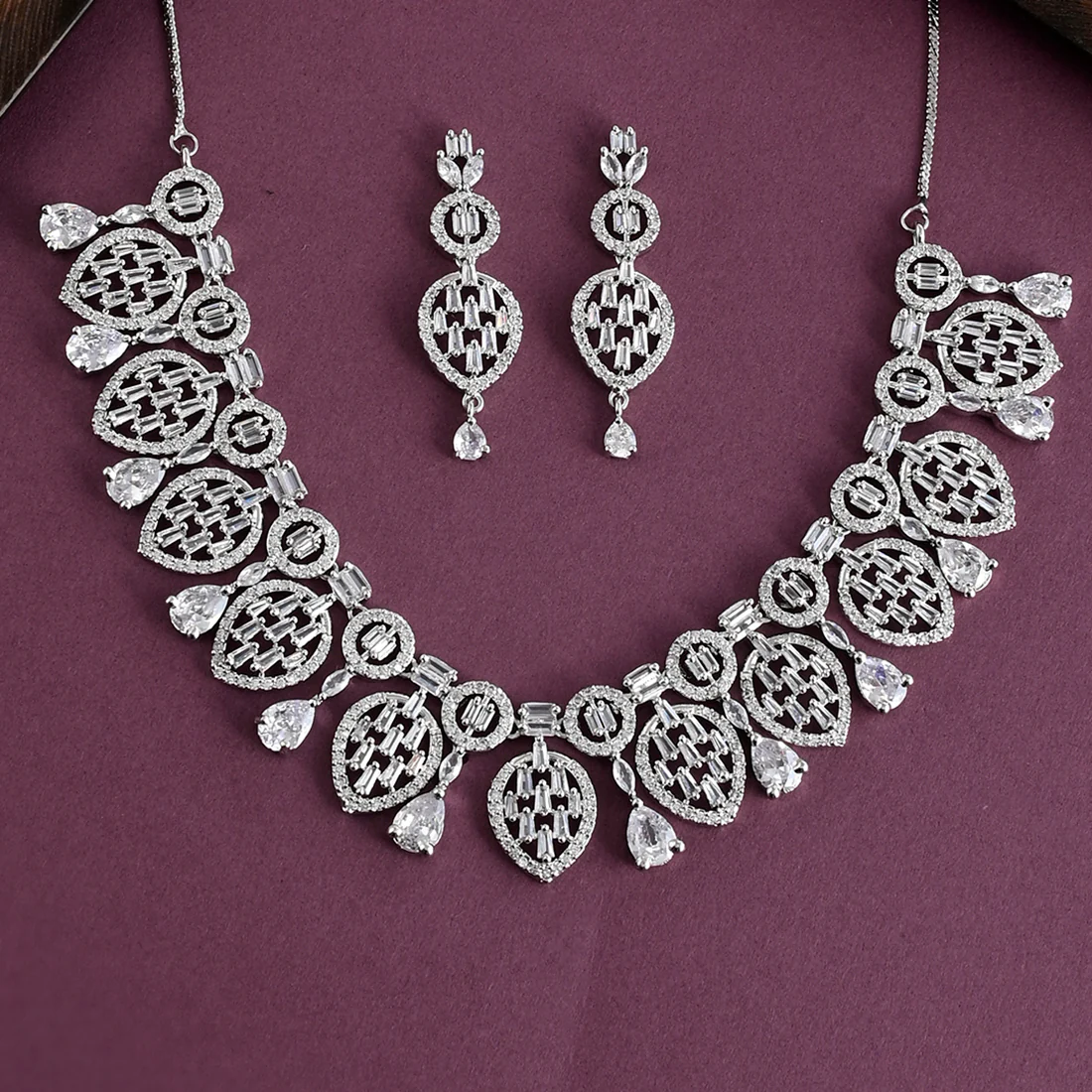 Sparkling Elegance Opulent Zirconia Gems Jewellery Set