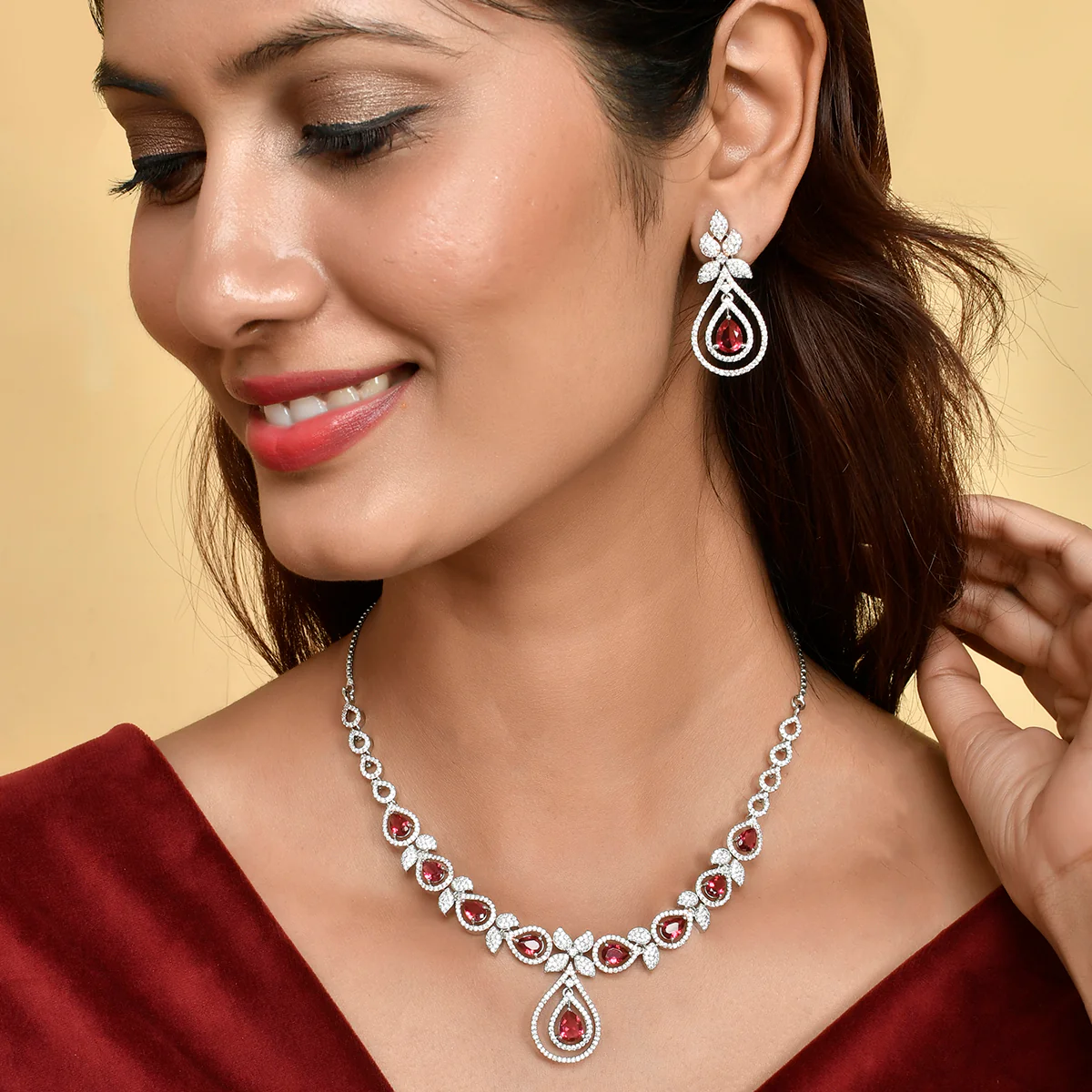 Sparkling Elegance Pink and White Teardrop Cut CZ Jewellery Set - Image 2