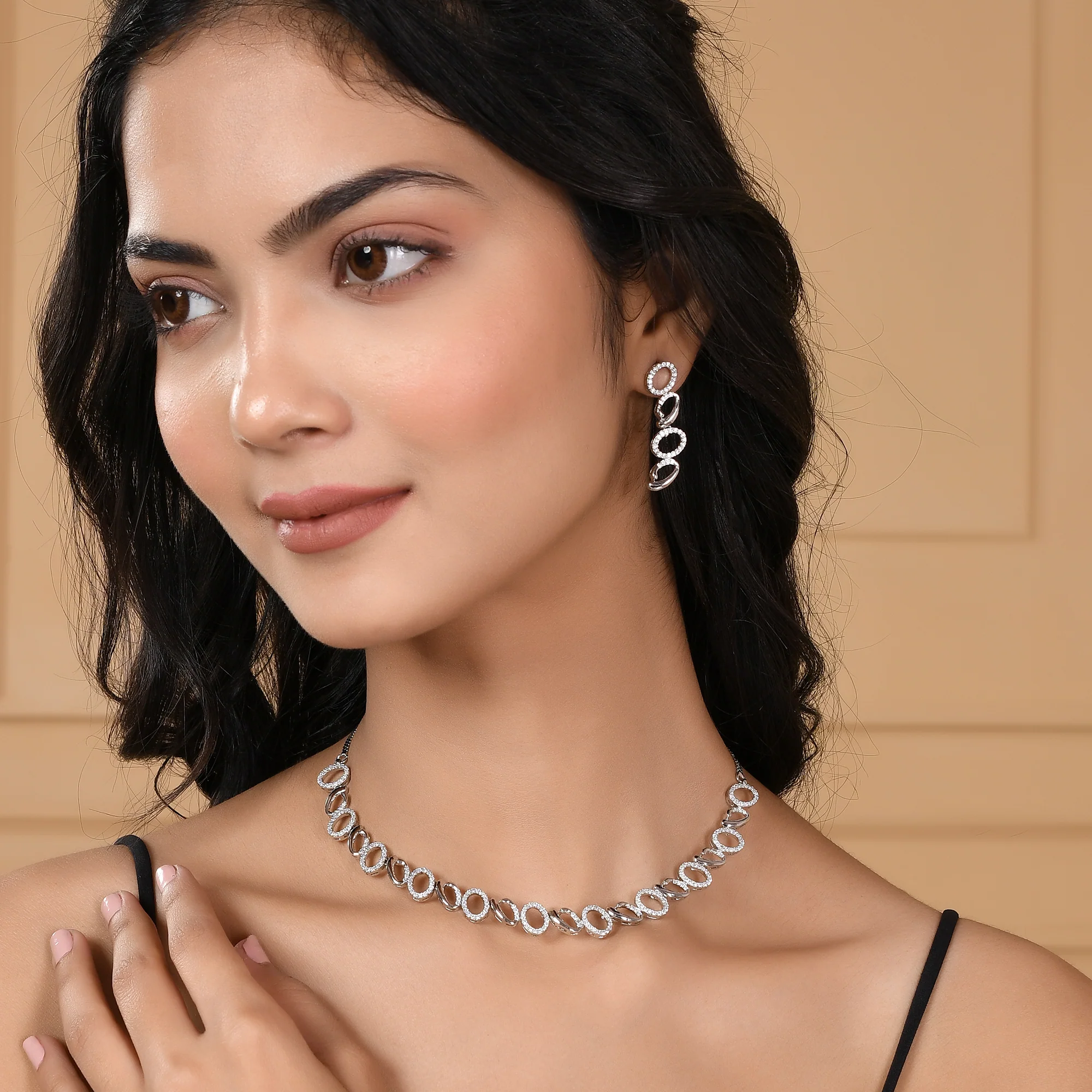 Sparkling Elegance Radiant Harmony Necklace Set - Image 2
