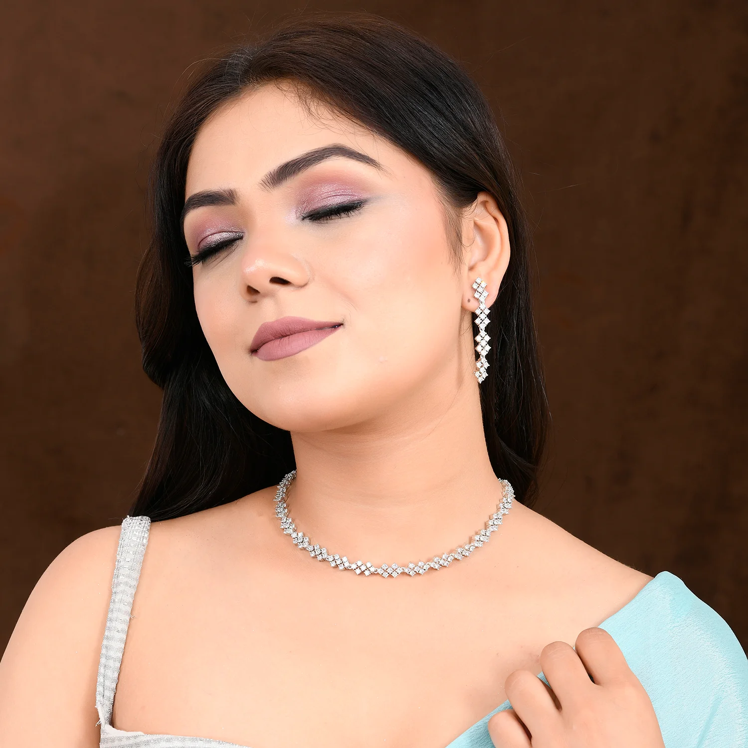 Sparkling Elegance Radiant Luxe American Diamond Necklace Set - Image 2