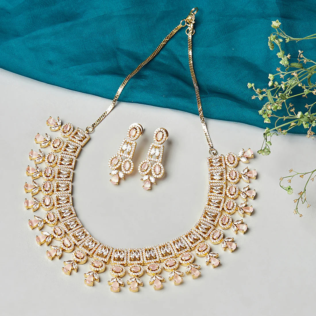 Sparkling Elegance Gold Plated Glorious Necklace Set
