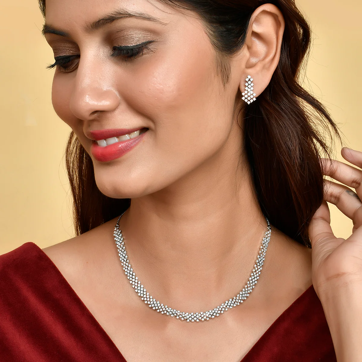 Sparkling Elegance Round Cut CZ Minimalistic Jewellery Set - Image 2