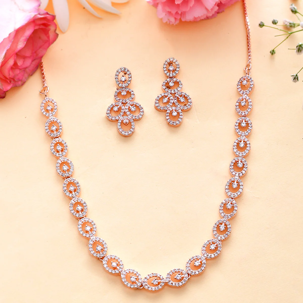 Sparkling Elegance Round Cut Zirconia Jewellery Set - Image 3