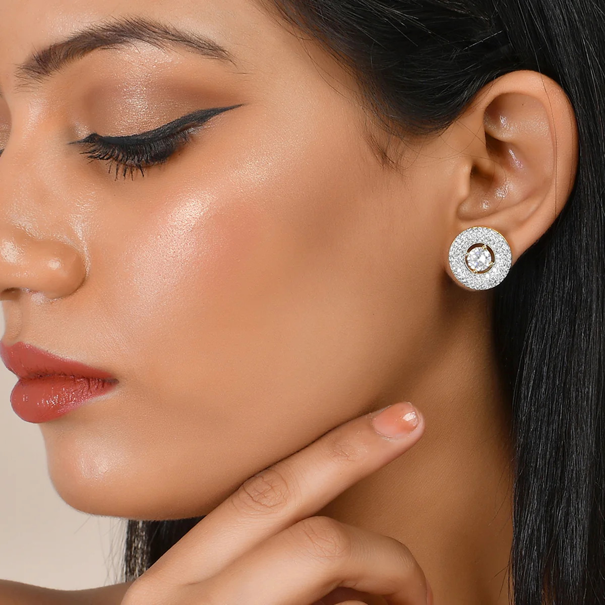 Sparkling Elegance Round Cz Stud Earrings - Image 2