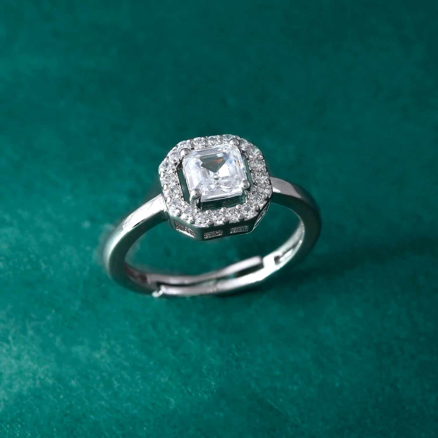 Sparkling Elegance Royale American Diamond Solitaire Ring