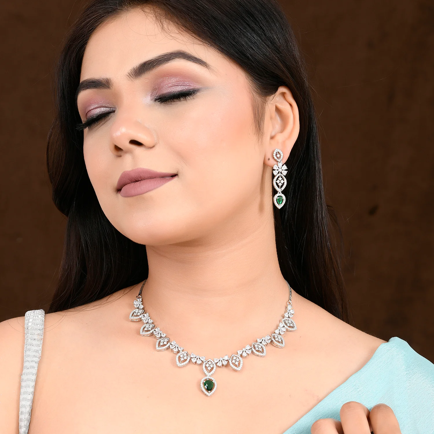 Sparkling Elegance Timeless Emerald Green Teardrop American Diamond Necklace Set - Image 2
