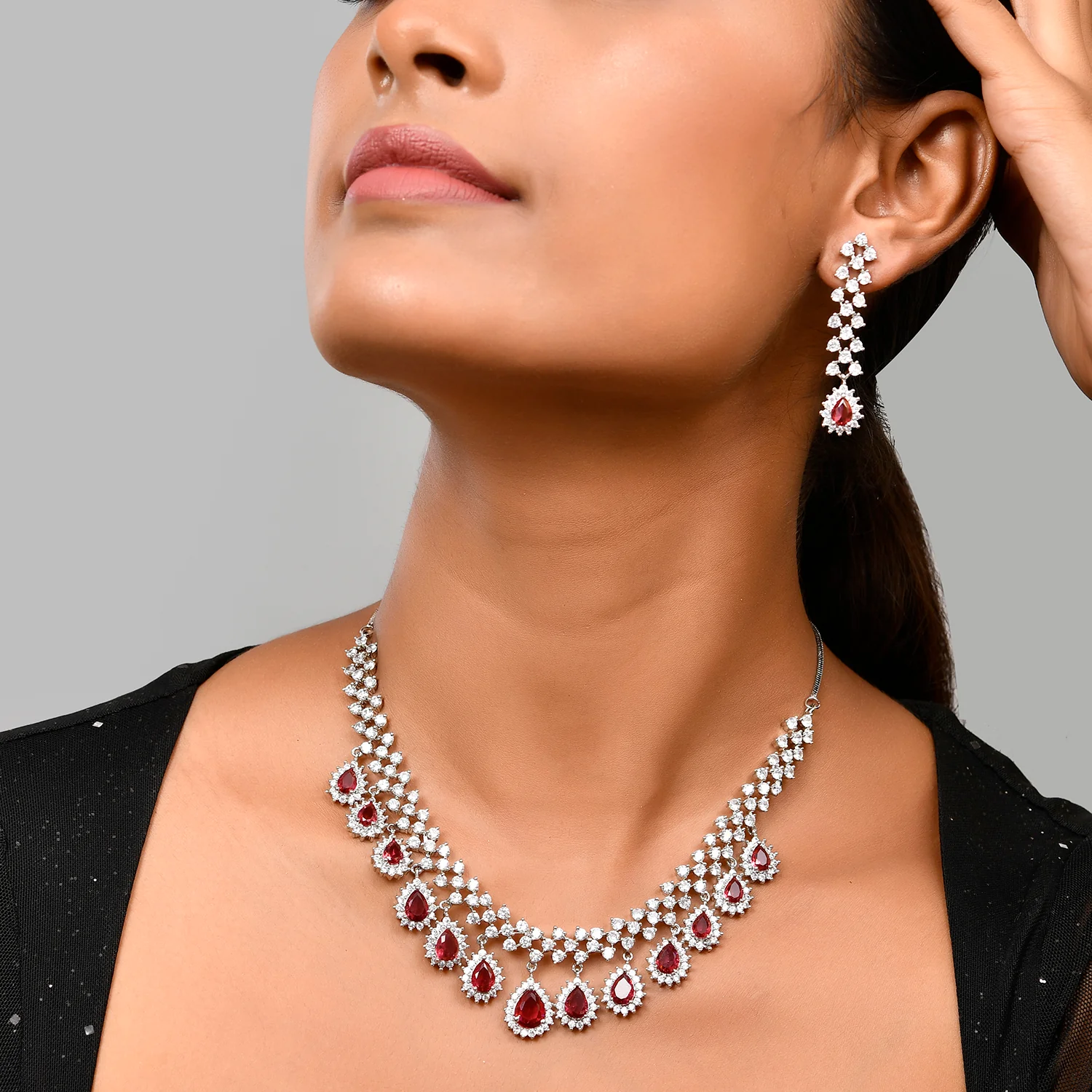 Sparkling Essential Dazzling Red American Diamond Necklace Set - Image 2
