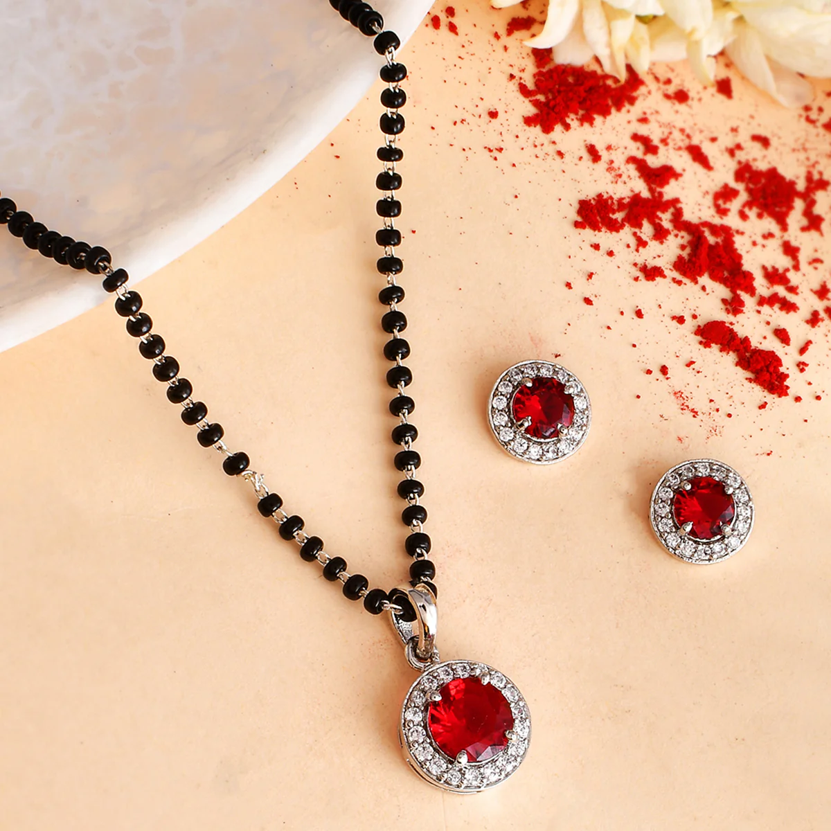 Sparkling Essential Red Cz Studded Round Silver Managaltura Set