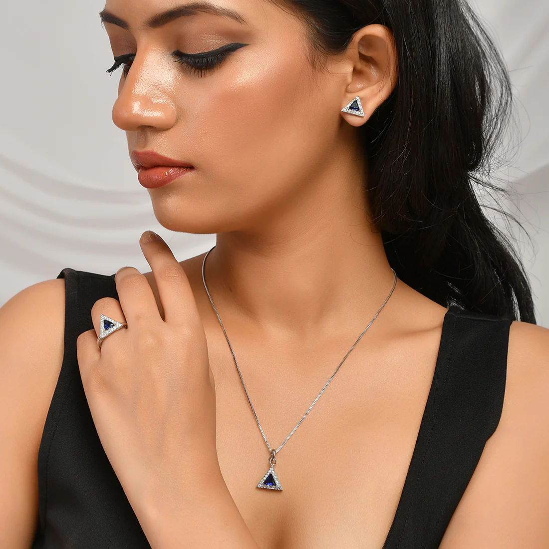 Sparkling Essentials Blue Triangle Cut Cluster Setting CZ Box Set - Image 2