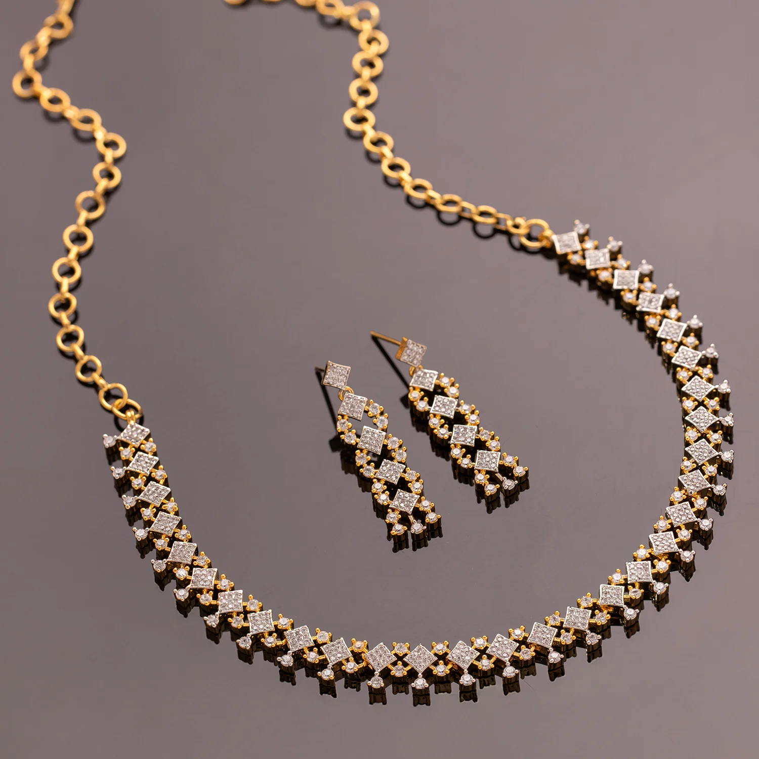 Sparkling Essentials Dewelle American Diamond Necklace Set
