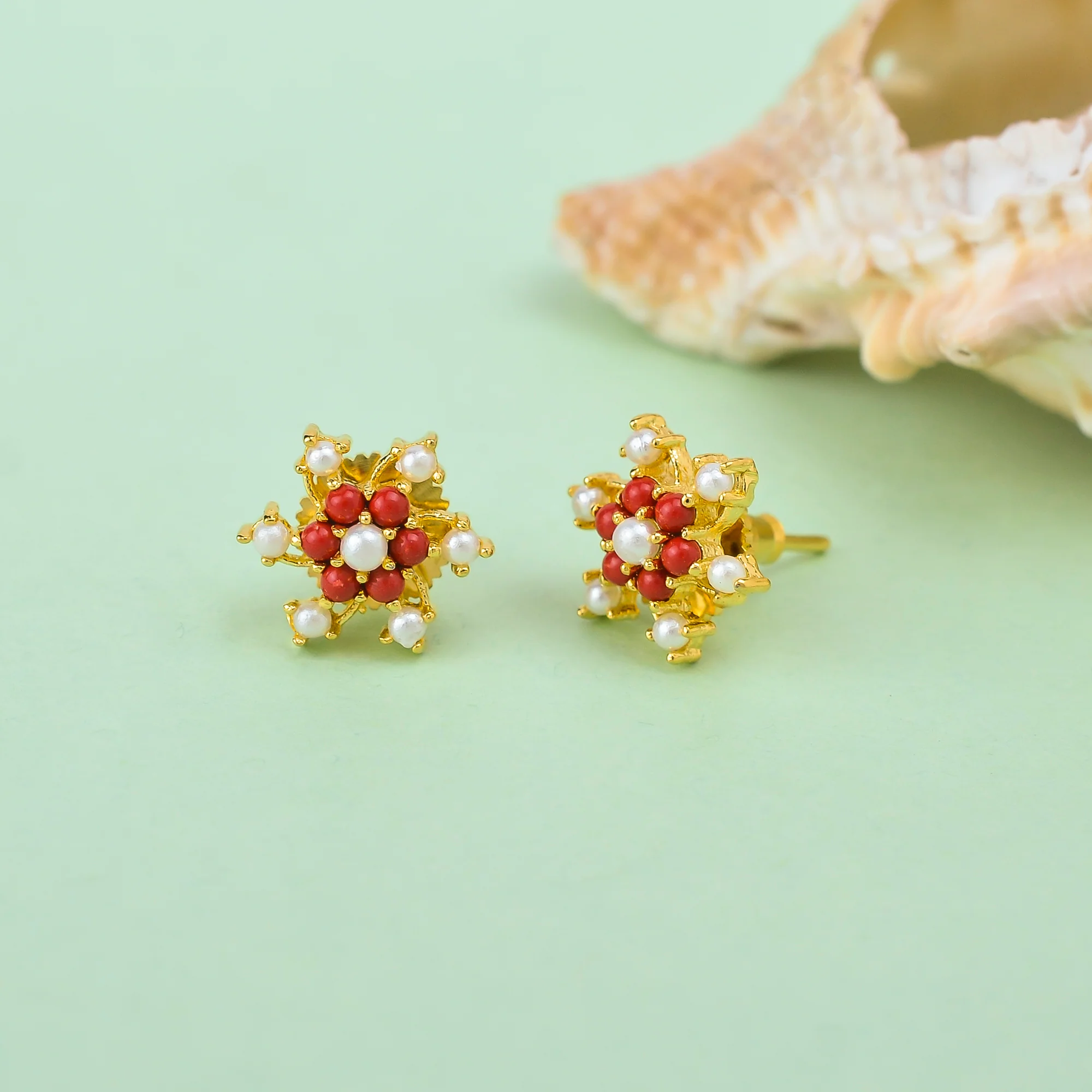Sparkling Essentials Minimalistic Gold Plated Pearl Beaded Zircons Stud Earrings