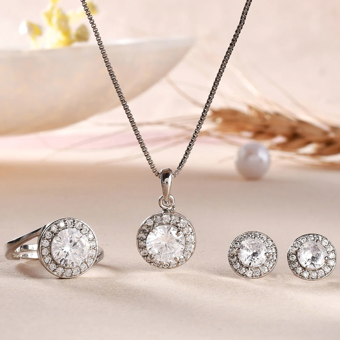 Sparkling Essentials Round Cut Cluster Setting White CZ Box Set