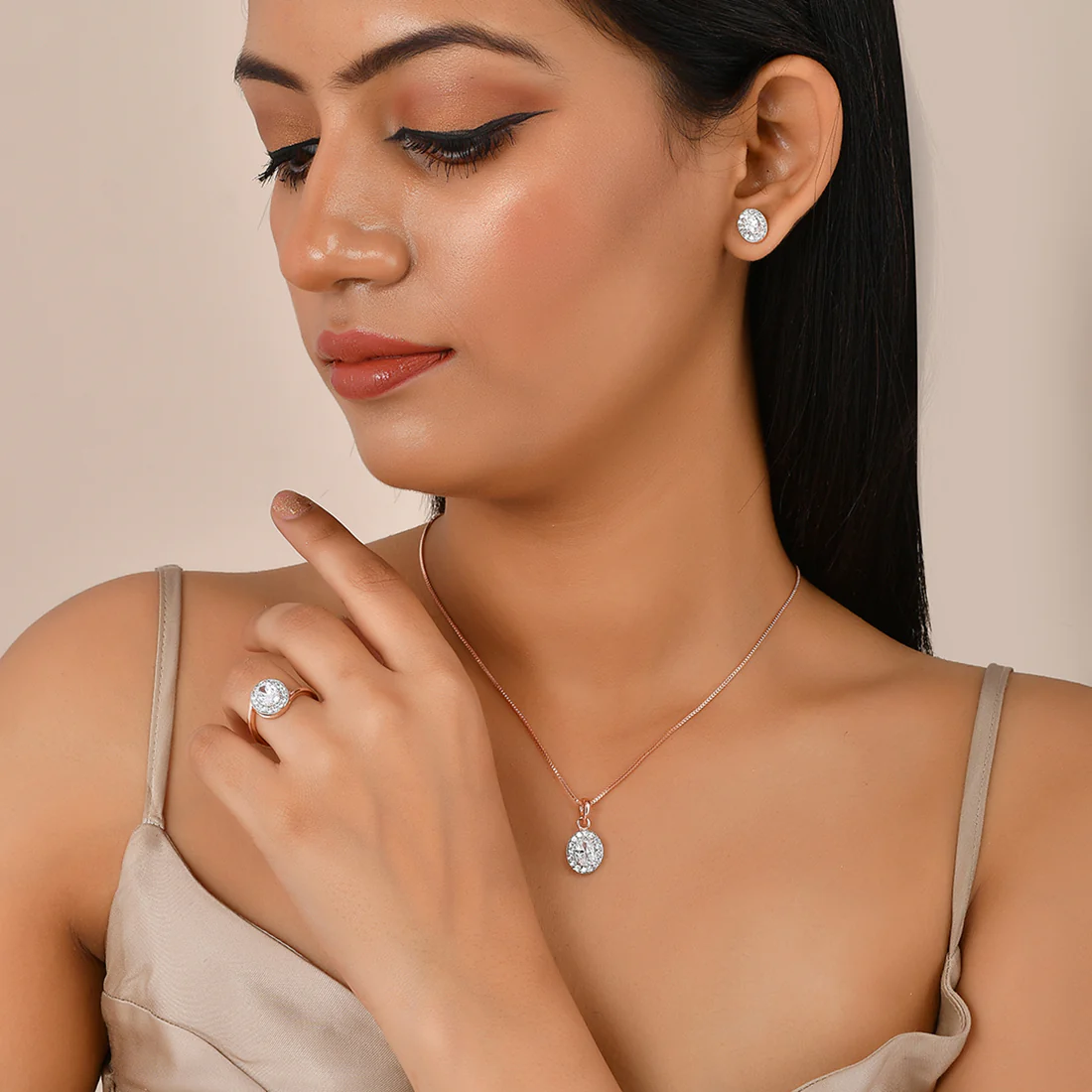 Sparkling Essentials White Oval Cut Zirconia Box Set - Image 2