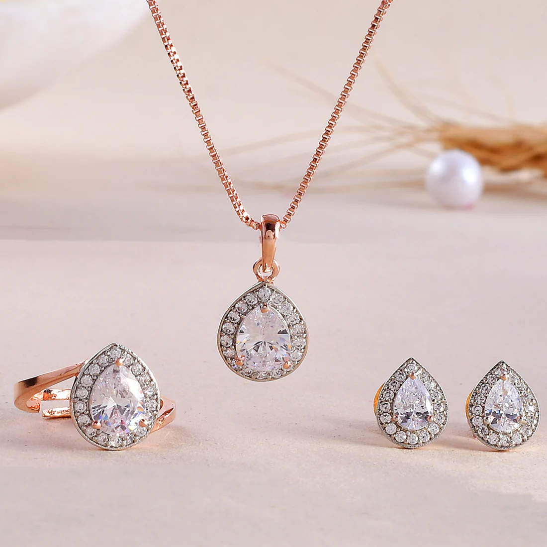 Sparkling Essentials White Teardrop Cut Zircon Box Set