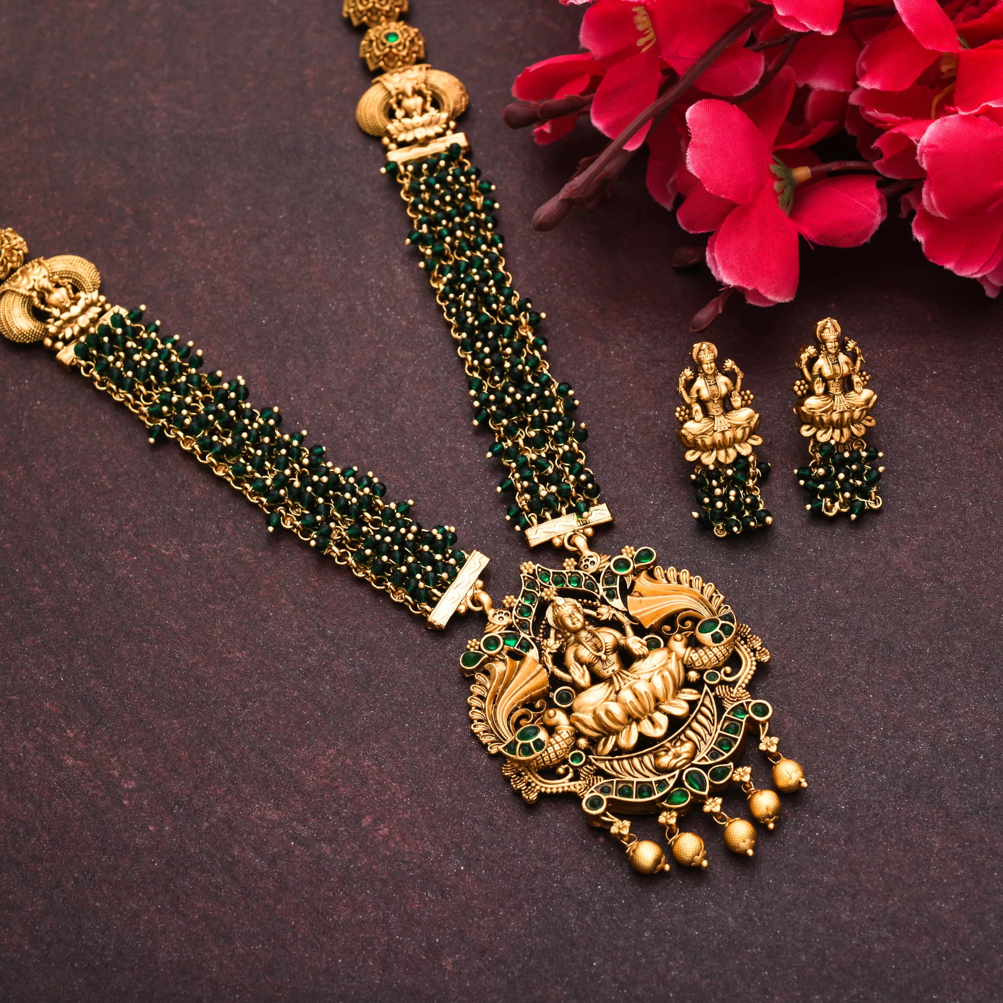 Sparkling Opulence Antique Temple Jewellery Set