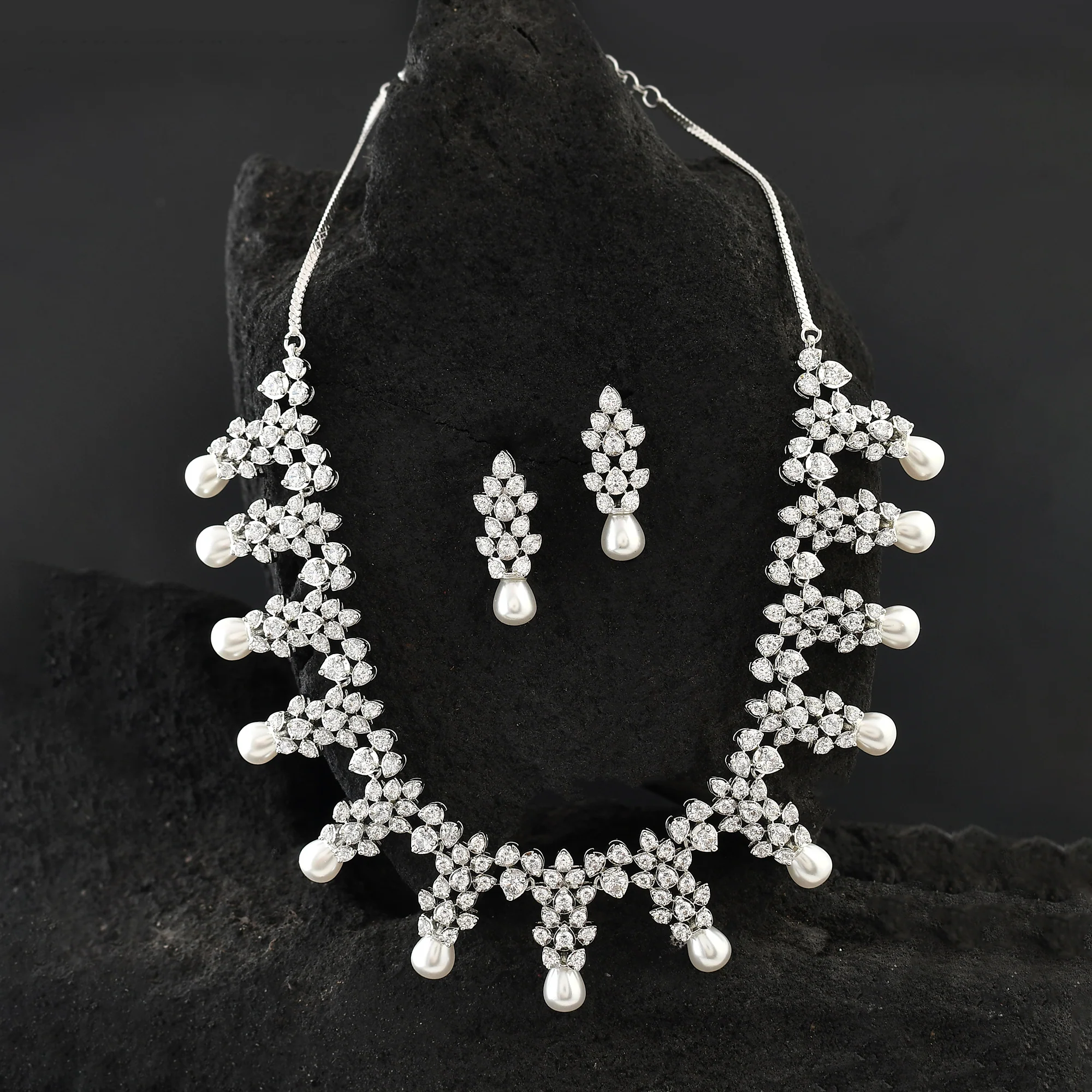 Starlight Carina Collar Necklace Set - Image 2