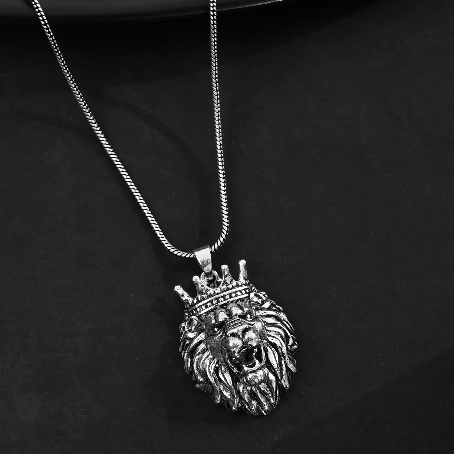 Statement King of Beasts Mens Pendant