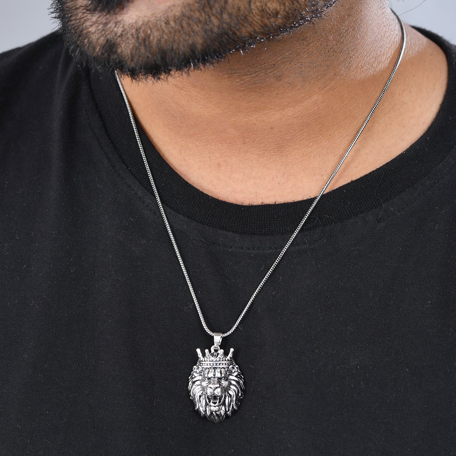 Statement King of Beasts Mens Pendant - Image 2