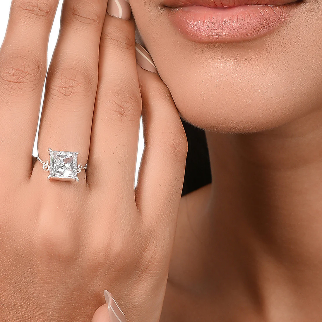 Stunning 925 Sterling Silver Ring - Image 2