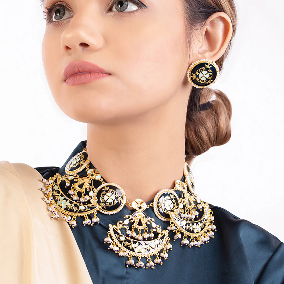 Tahira Heavily Embellished Necklace Set - Image 2