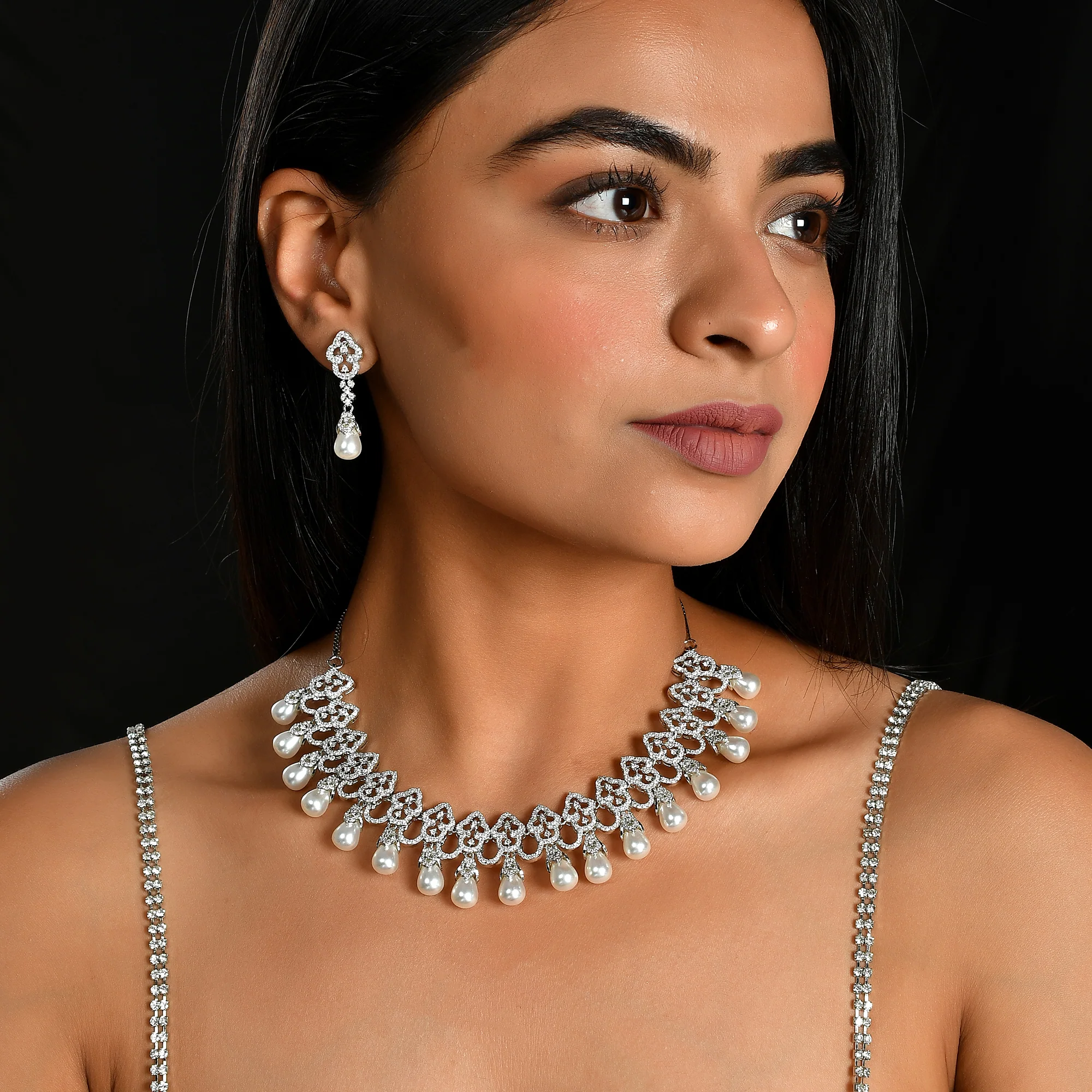 Taj Noor Necklace Set