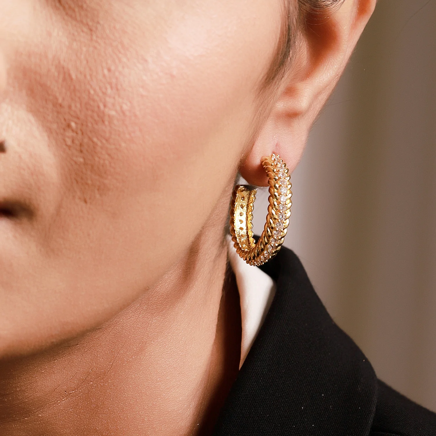 Trendy Earrings Fluted Twisted Hoop Earrings - Image 2
