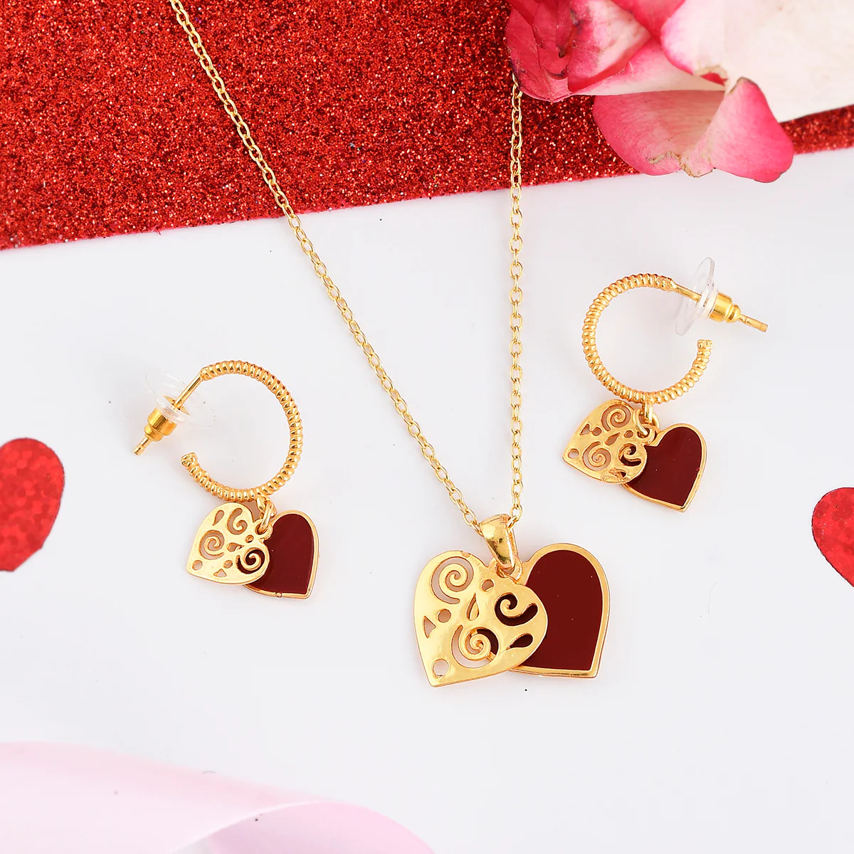 Peek-a-Boo Hearts Pendant Set