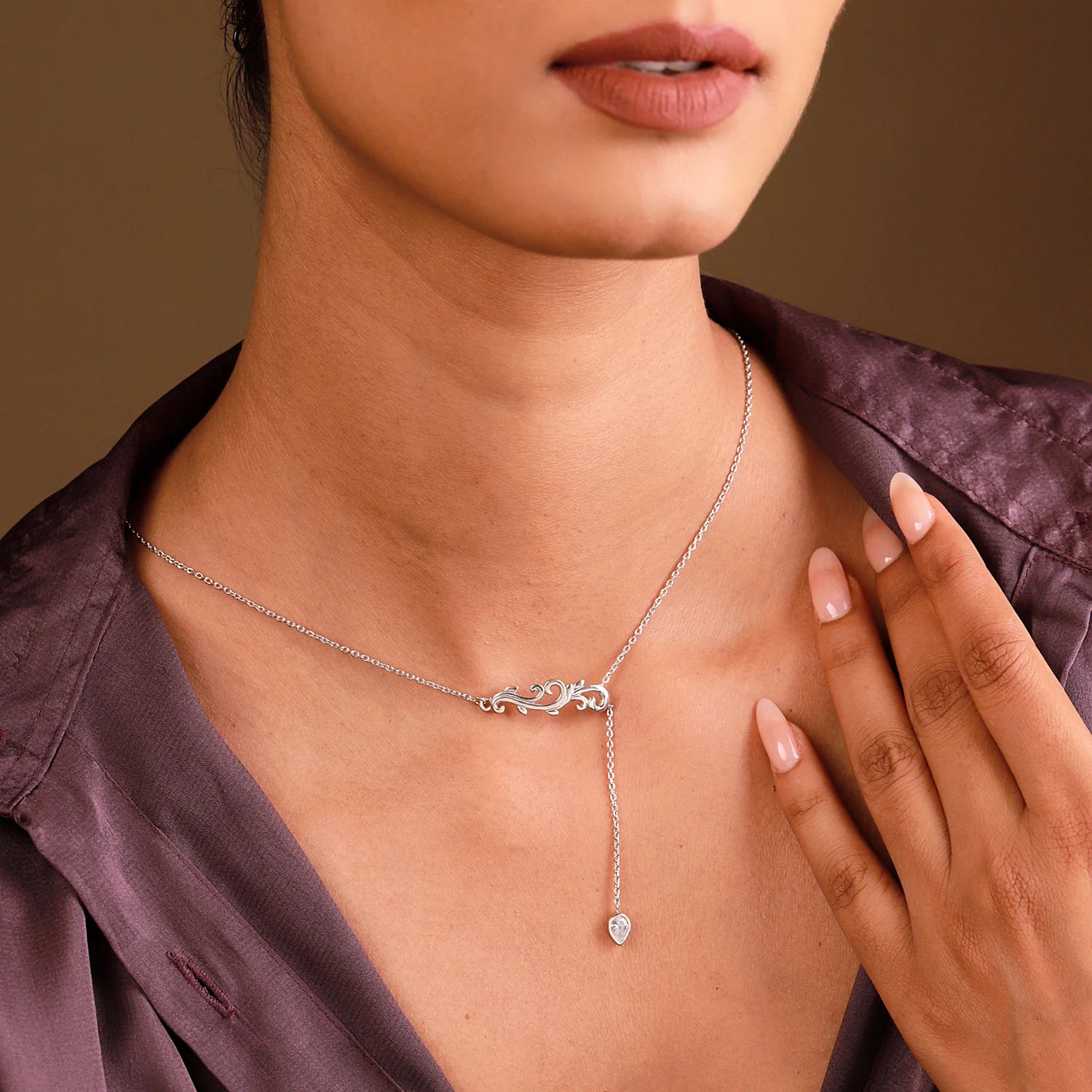 Vines The Creeper's Kiss Sterling Silver Necklace - Image 2