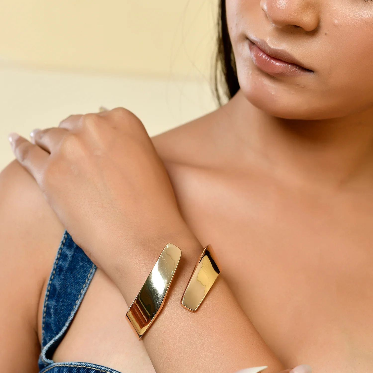 Voyage Go-To Glam Chic Bracelet - Image 2