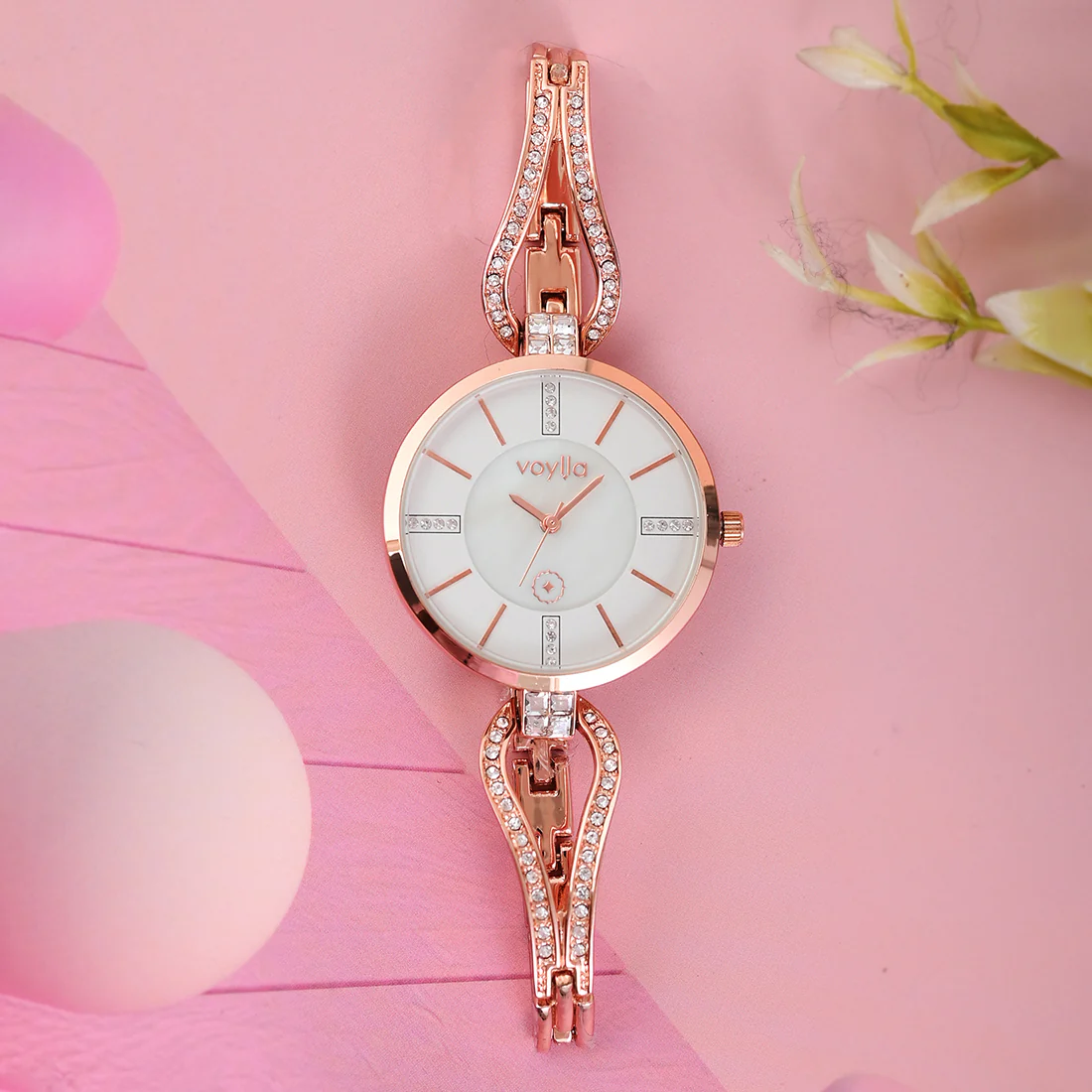 Voylla Cut-out Band Analog Watch